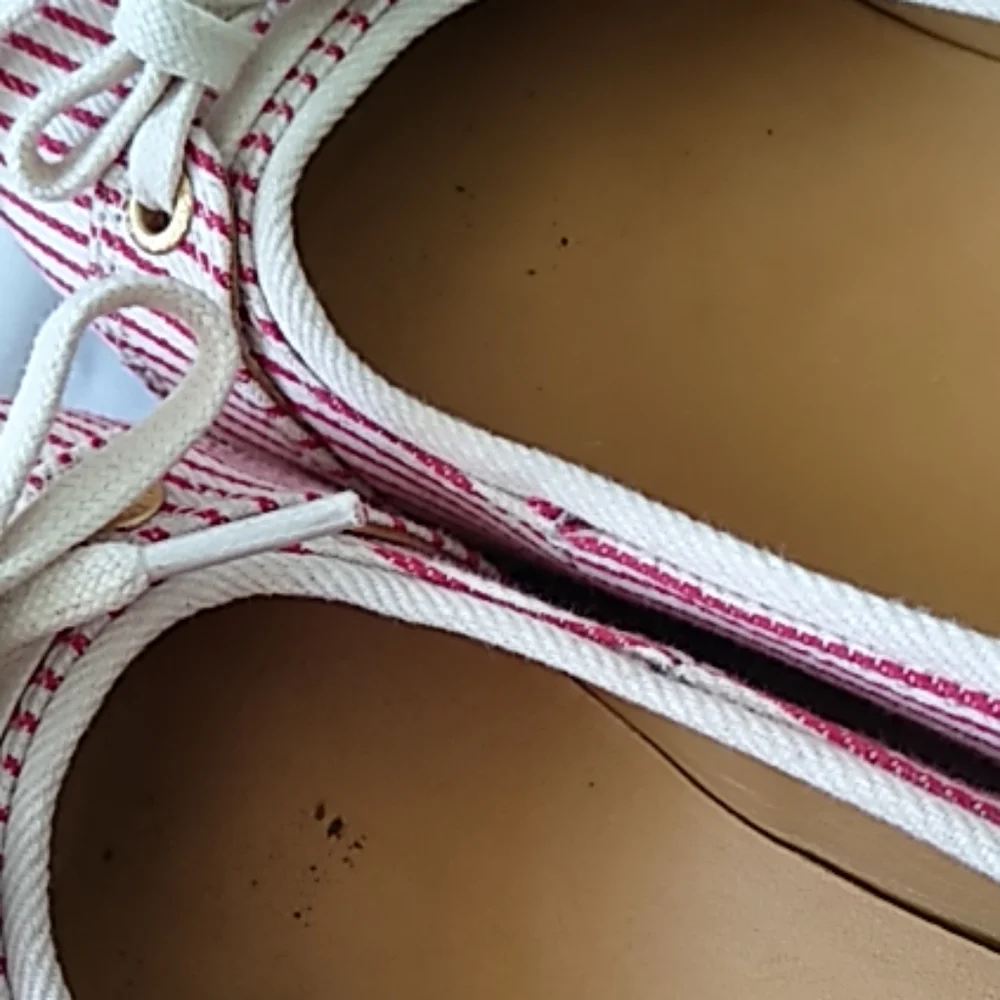 Clark's original cream & red stripe nautical wedge‎ size 8.5